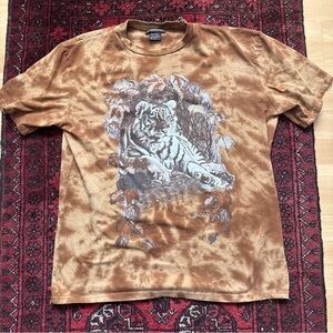 Vintage-Style Tiger Graphic Tie Dye  Tee - Men’s Large